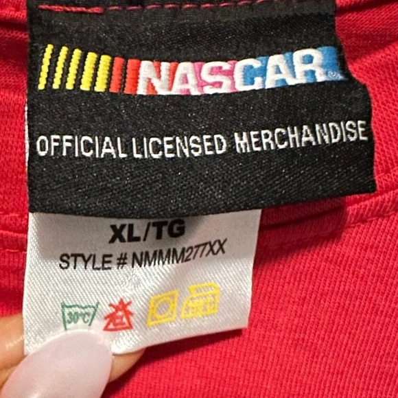 NASCAR Red Graohic Men's T-Shirt size XL - Picture 3 of 5